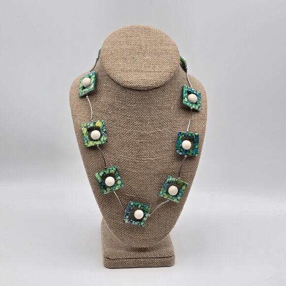 Green Blue Geometric Square Stations Silver Tone Separators Beaded Necklace - Picture 3 of 13